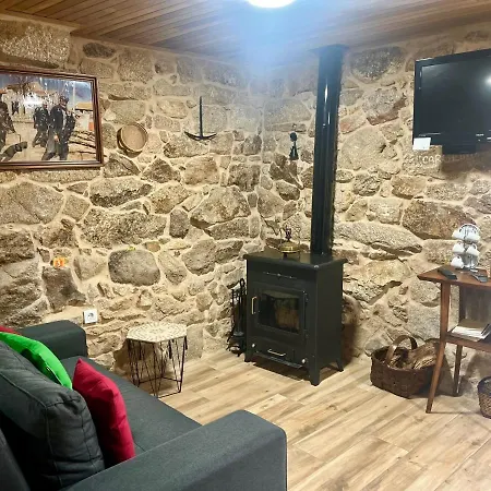 Casinhas Da Capela Hébergement de vacances *