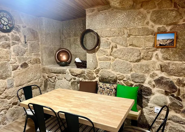 Casinhas Da Capela Tourem